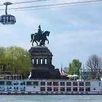 Mit Rheinblick By Moliho Daire Koblenz (Rhineland-Palatinate)