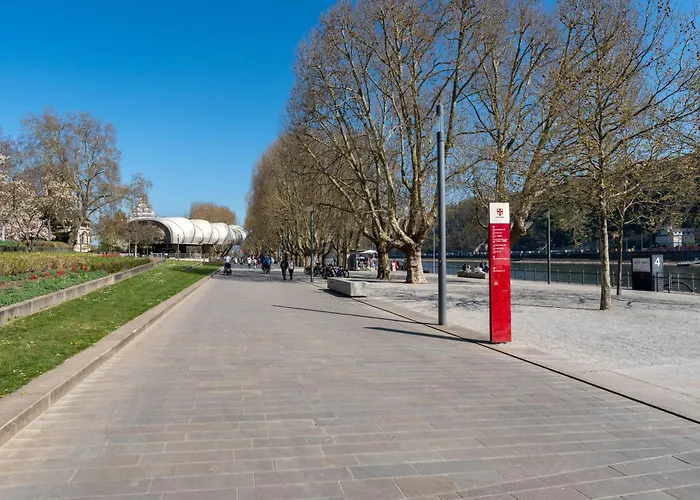 Mit Rheinblick By Moliho Apartmán